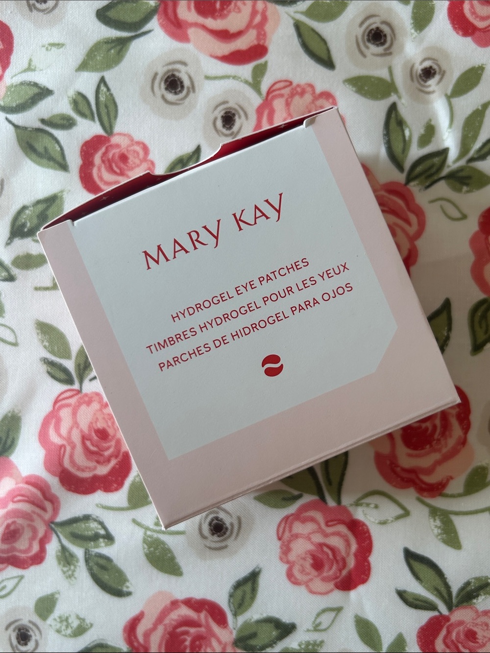 Mary Kay Hydrogel Eye Patches - Pink & White Packaging